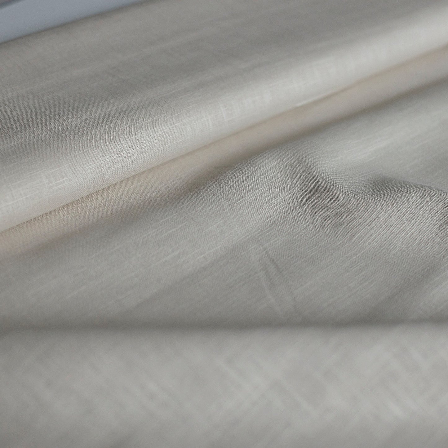 In Prespalat Bej Deschis