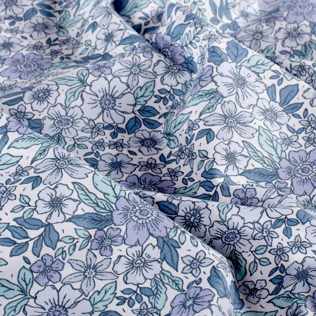 Cotton Poplin Printed Flowers Cobalt - Lametru.ro
