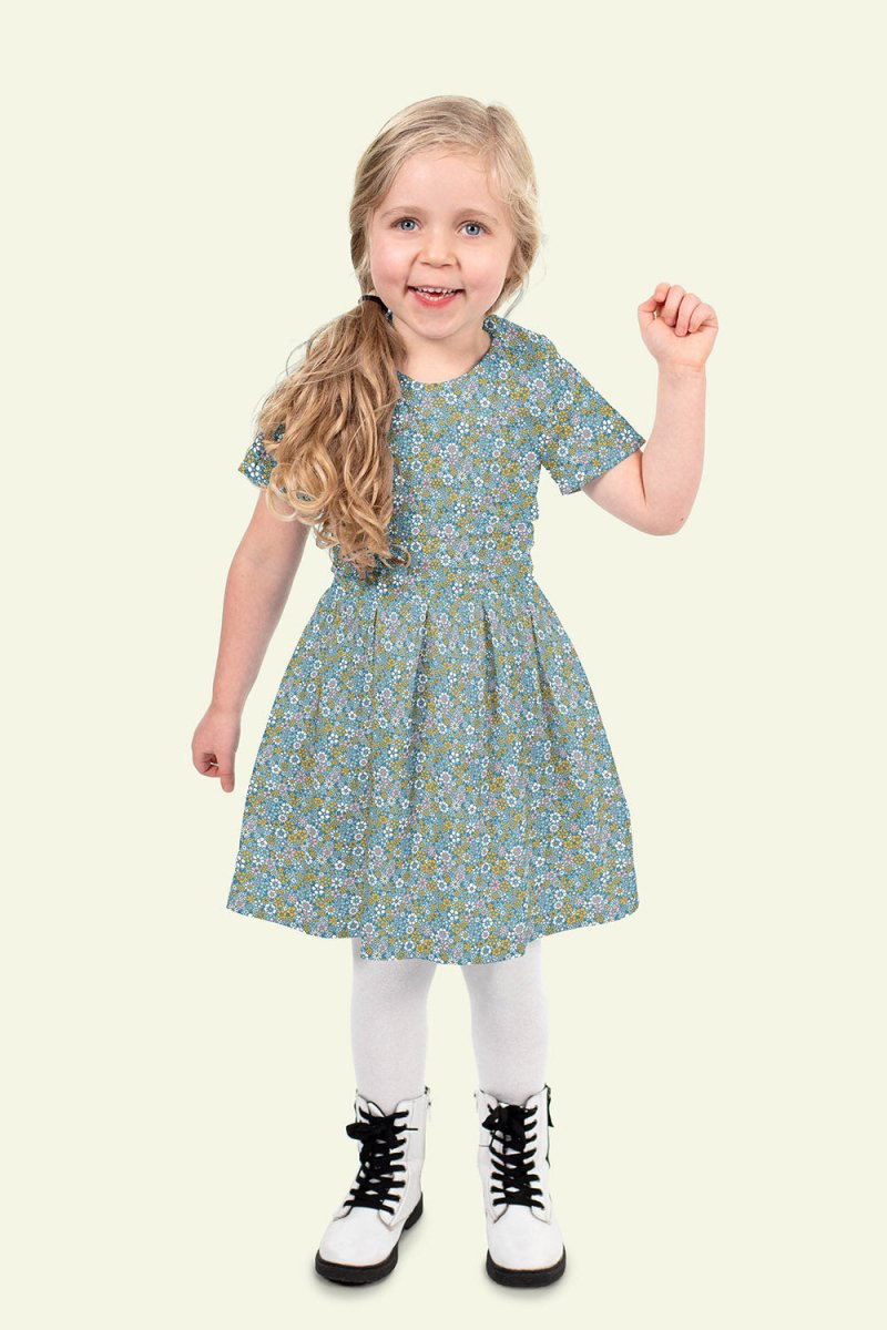 Cotton Poplin Printed Flowers Petrol - Lametru.ro
