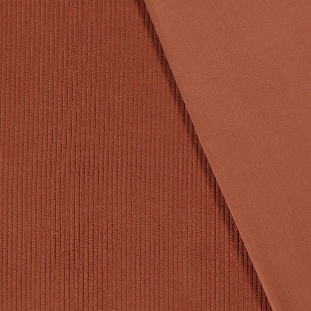 Catifea Reiata 4.5w Brique