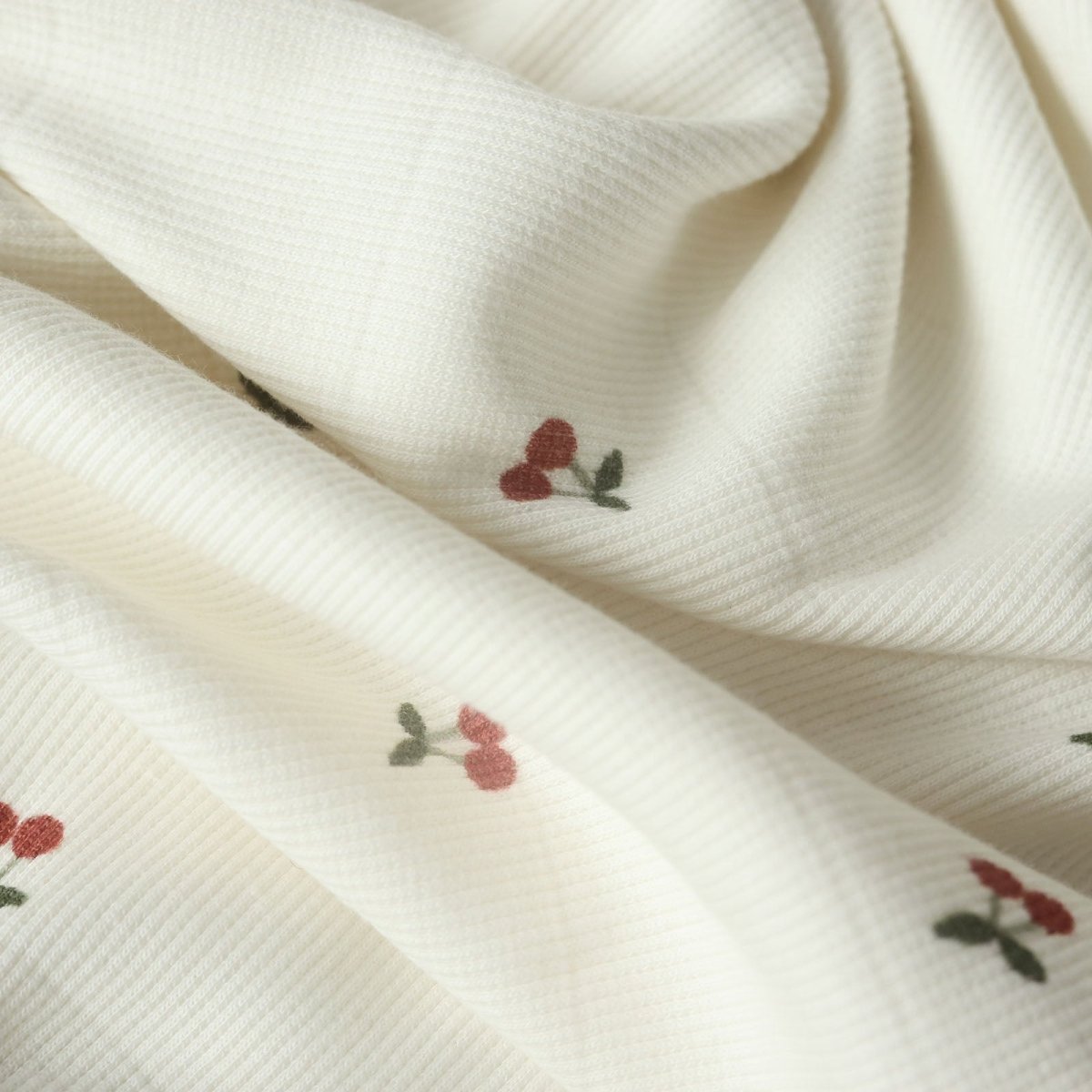 Jerse Reiat Imprimat Cirese Off White - Lametru.ro - Jerse Reiat Imprimat